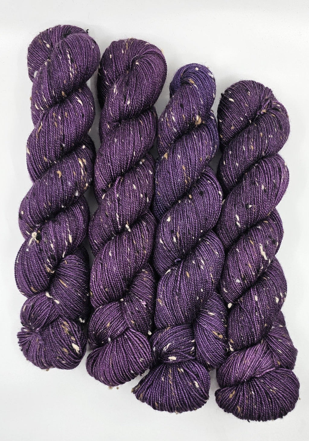 Amethyst - Tonal Freckles 100 - CHAOS Fiber Co