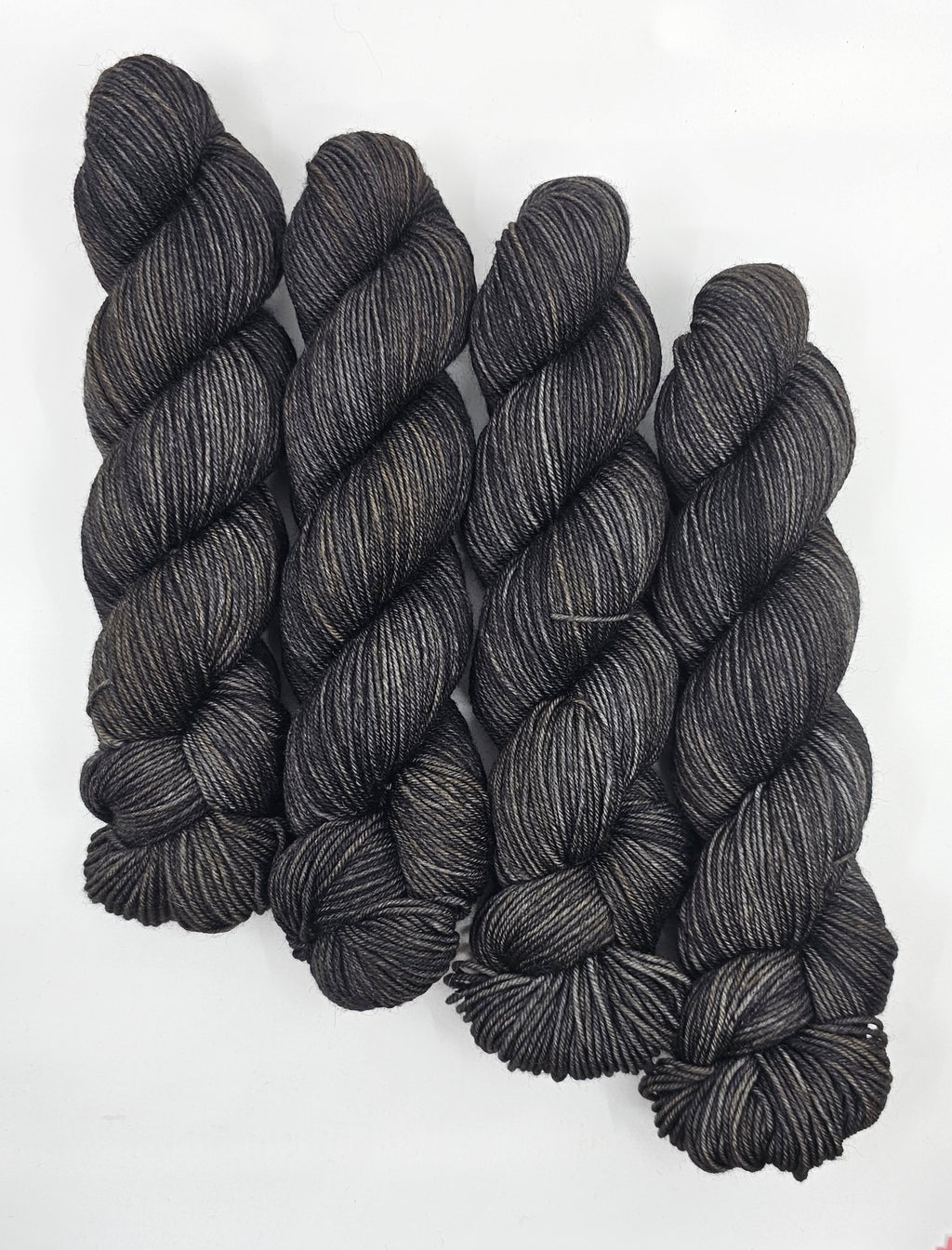 Black Cat - Tonal DK 100 - CHAOS Fiber Co