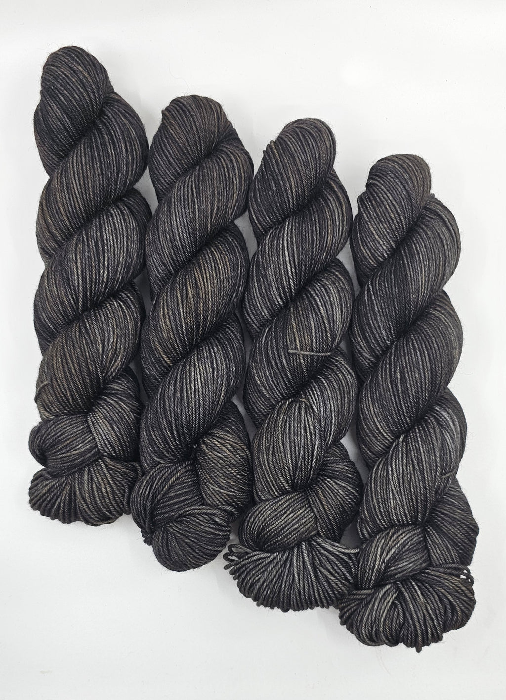 Black Cat - Tonal DK 100 - CHAOS Fiber Co