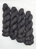 Black Cat - Tonal DK 100 - CHAOS Fiber Co