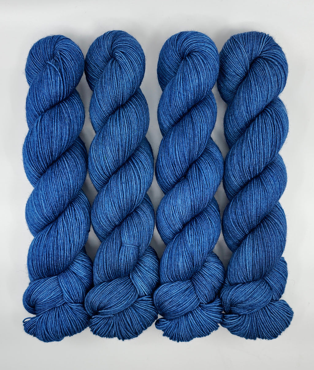 Deep Blue Sea - Tonal Deluxe Sock 100