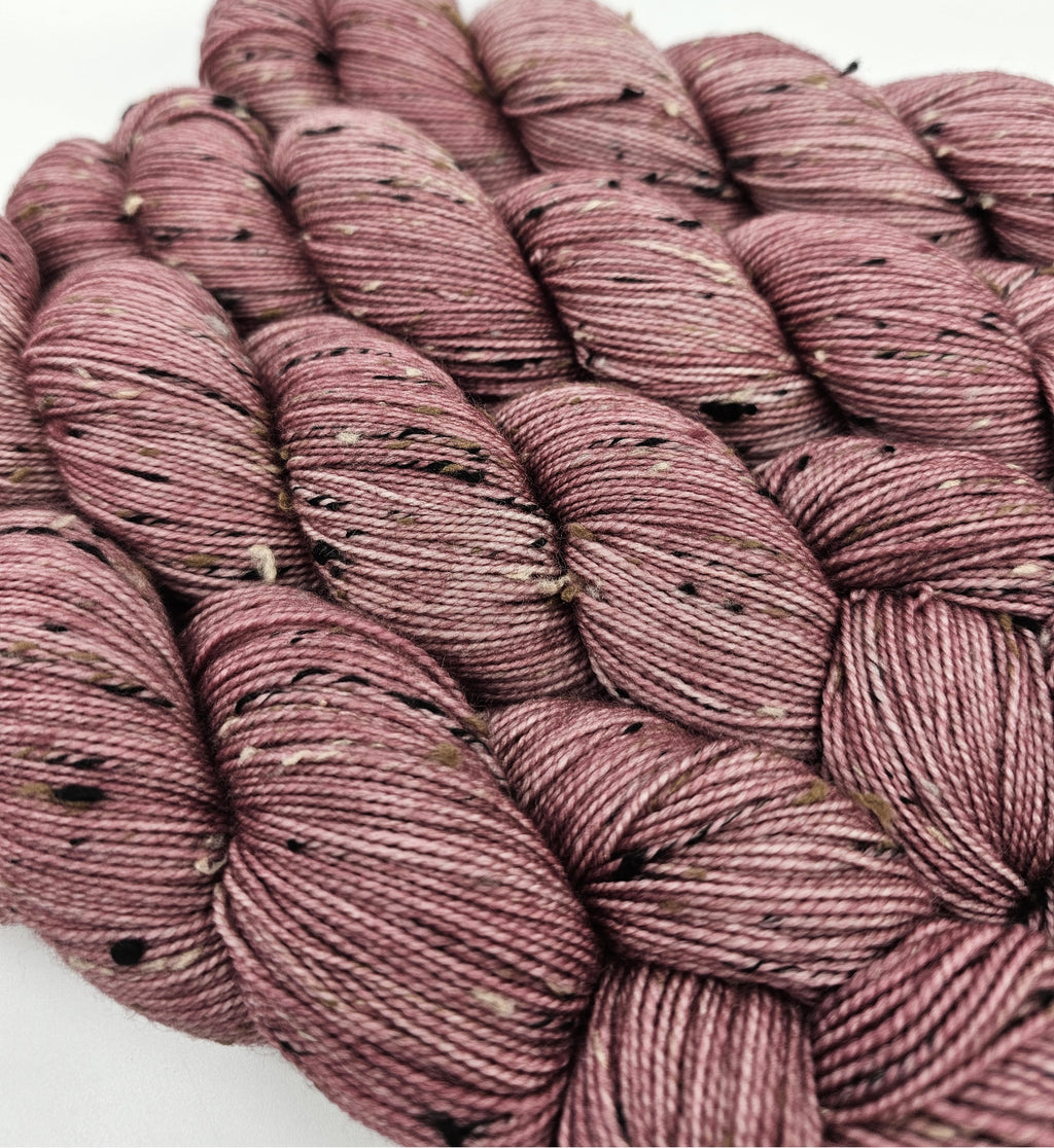 Mauvelous - Tonal Freckles 100 - CHAOS Fiber Co