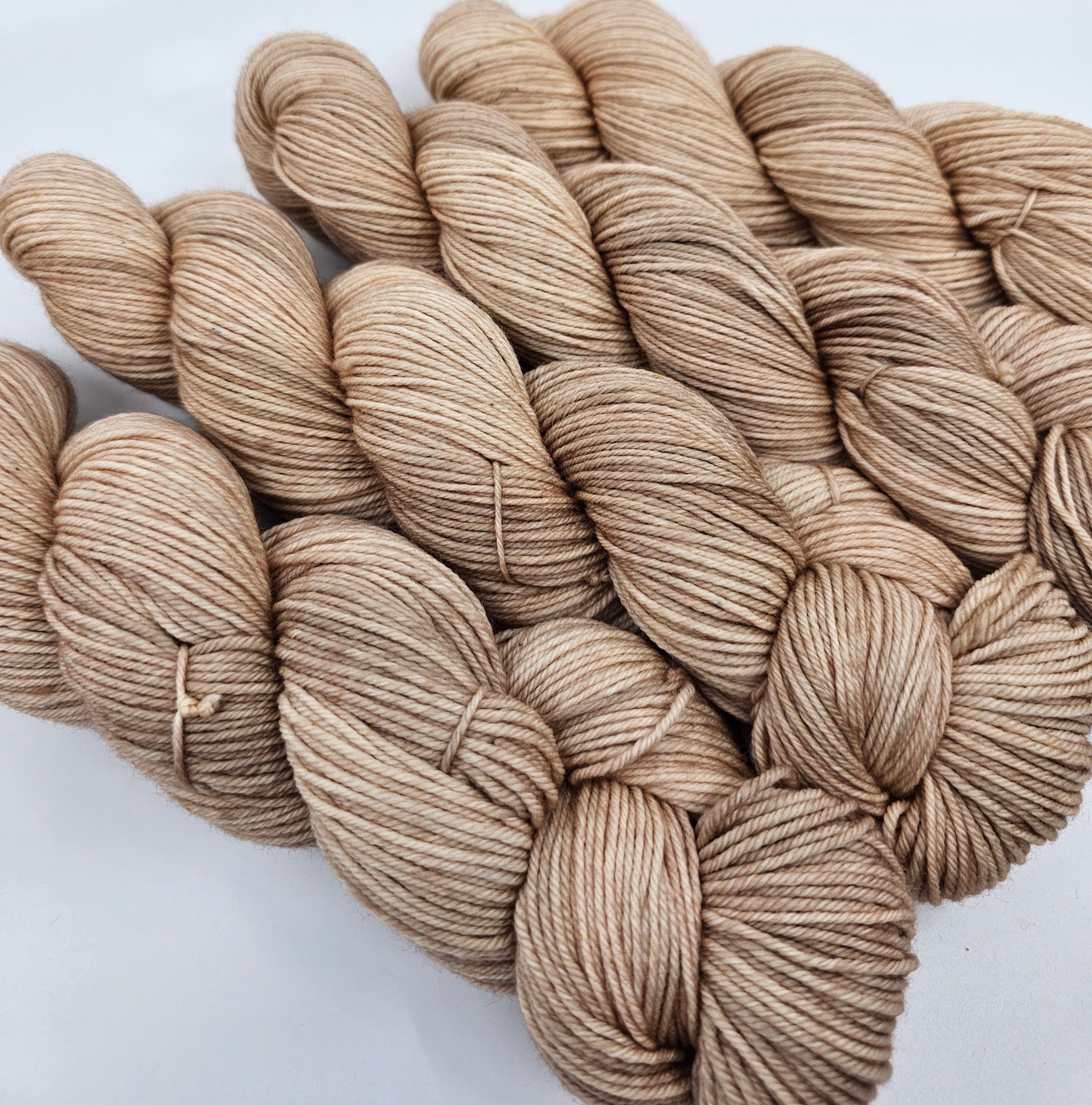 Soft Tan - Tonal DK 100