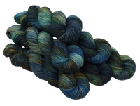 Moonlight Stroll - Variegated Merlin 100