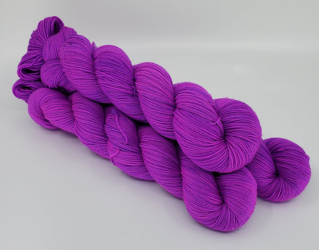 Purple Pop - Tonal Deluxe Sock 100 - CHAOS Fiber Co