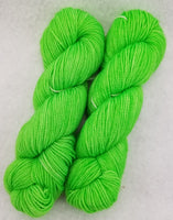 Hot Green - Tonal Twist 50 - Crafting My Chaos