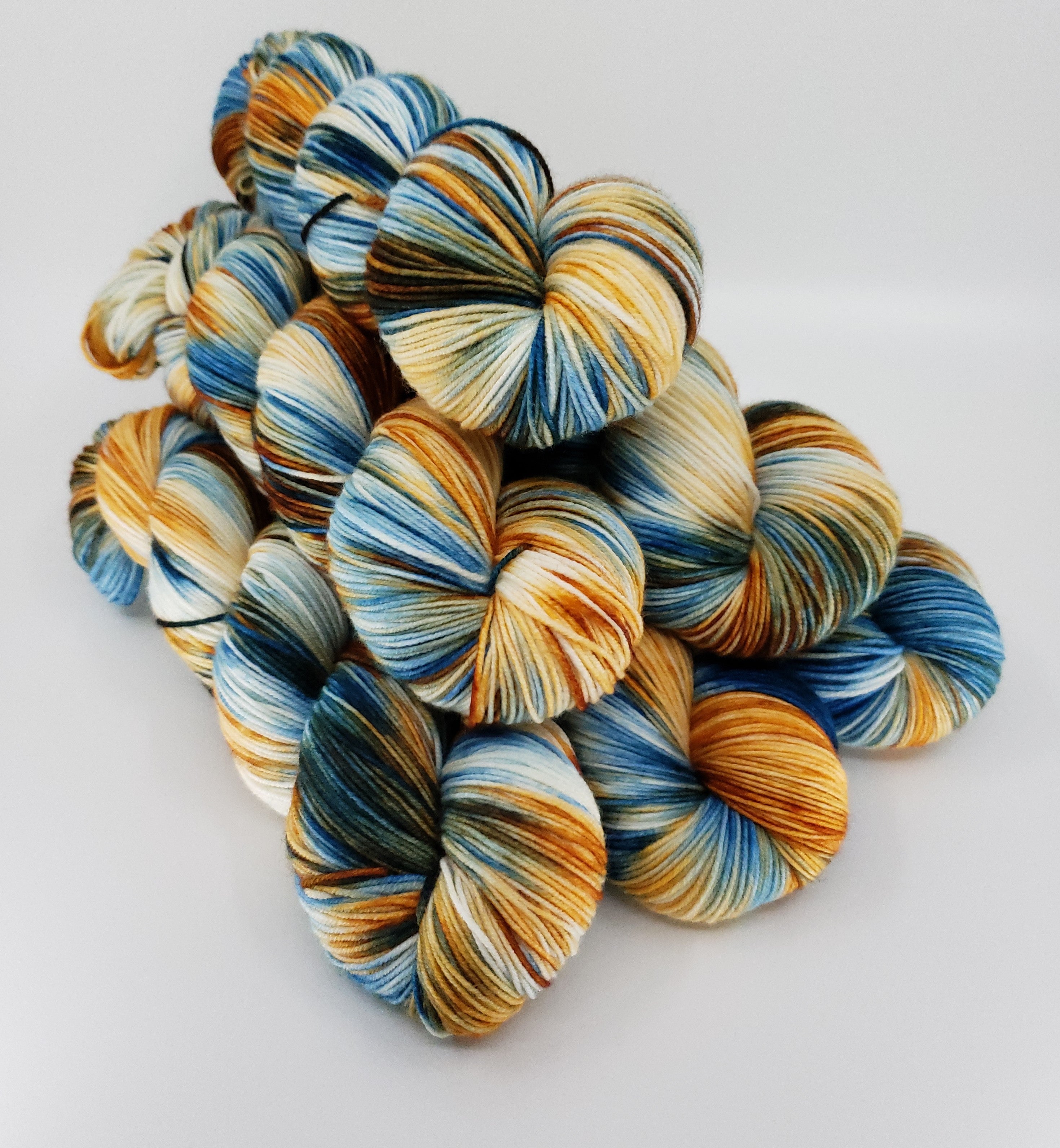 Mango Beach - Variegated Merlin 100 - CHAOS Fiber Co