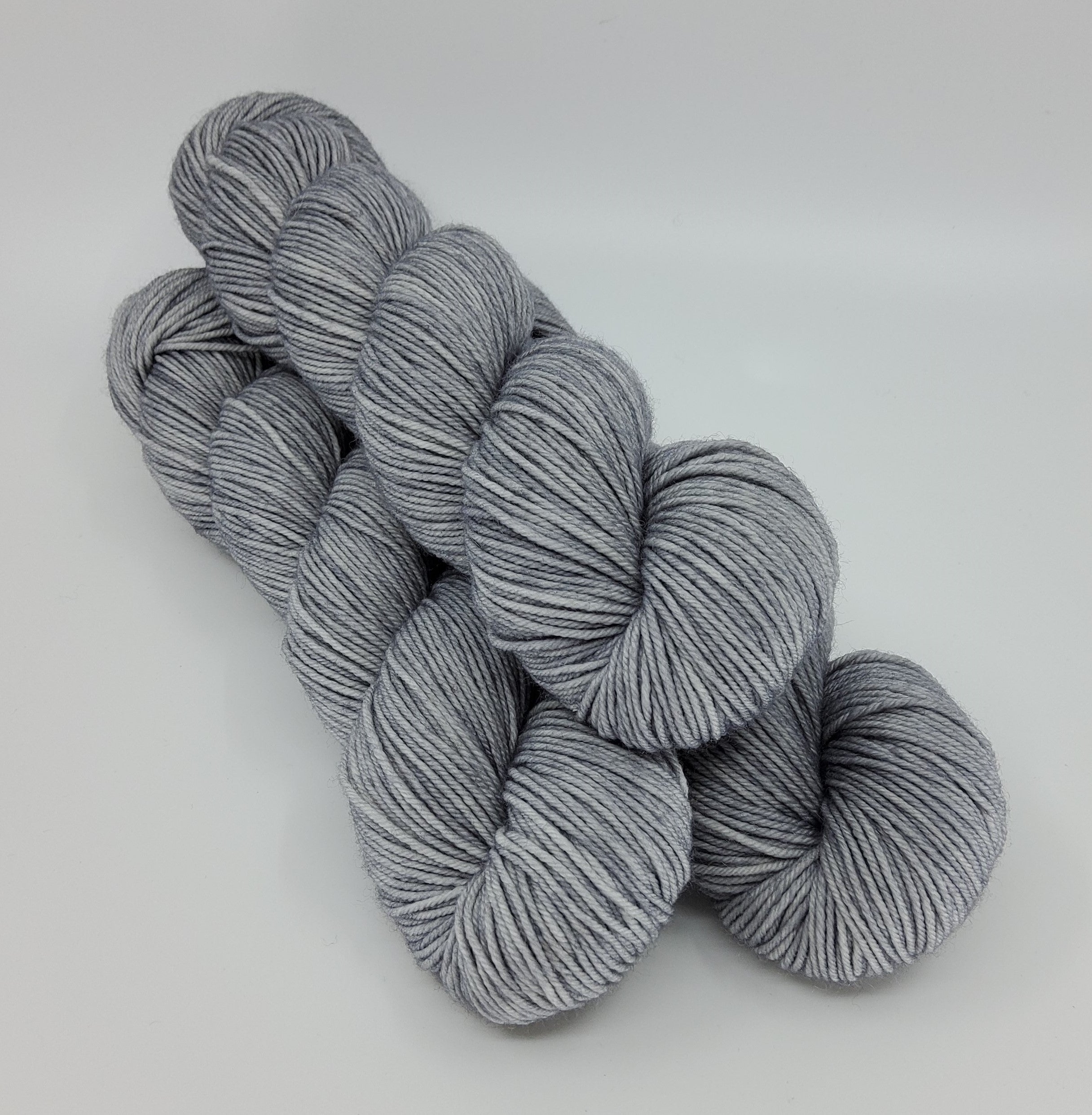 Pewter - Tonal DK 100